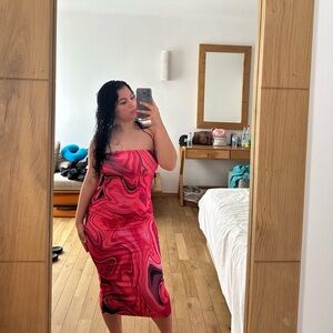 Pink strapless dress